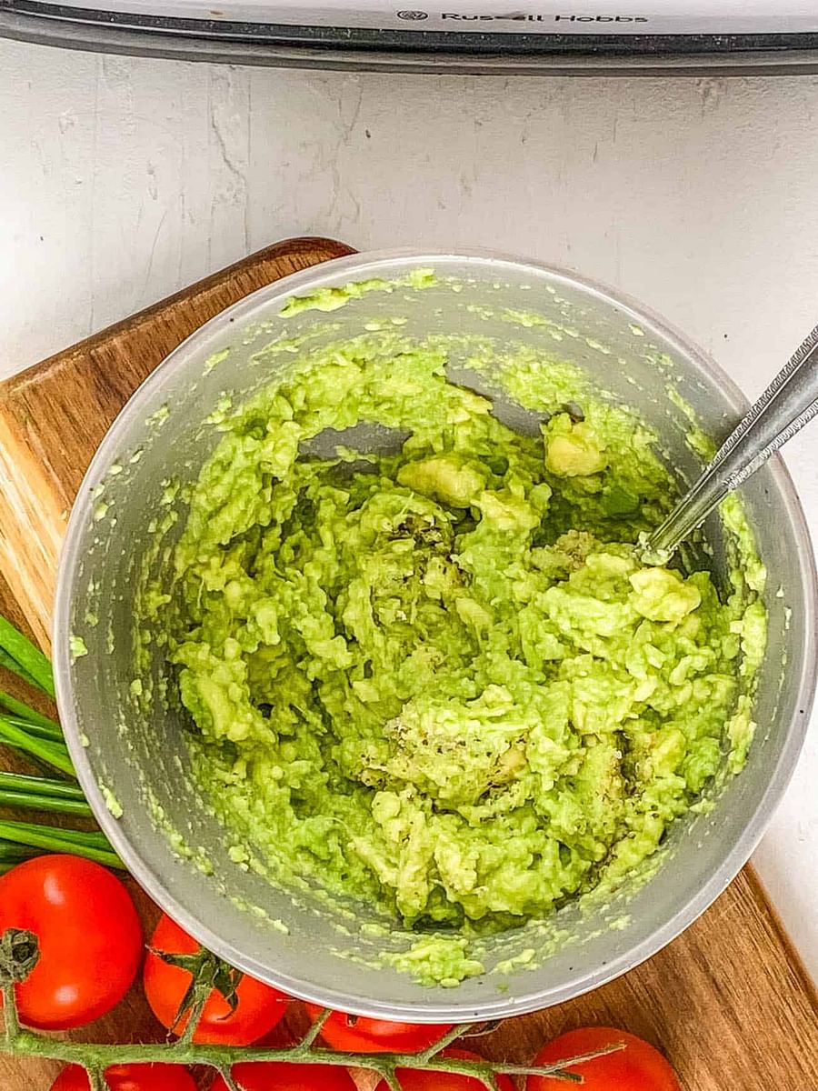 mashed avocado in a bowl